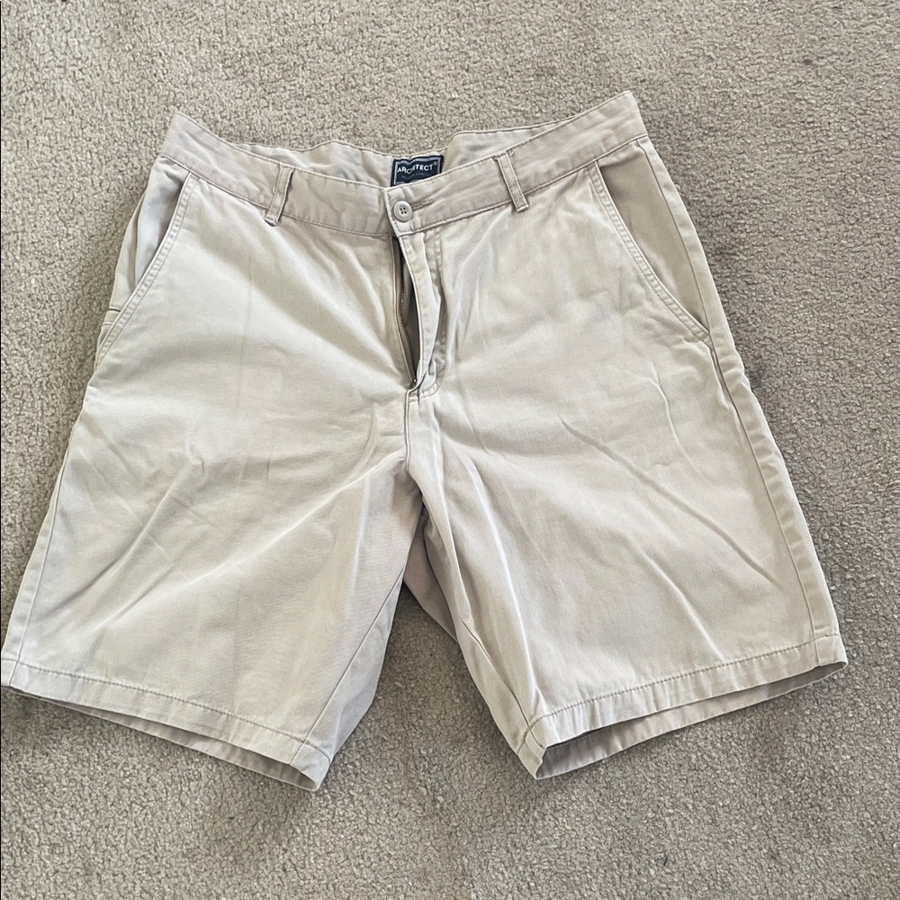 Men’s flat front khaki shorts